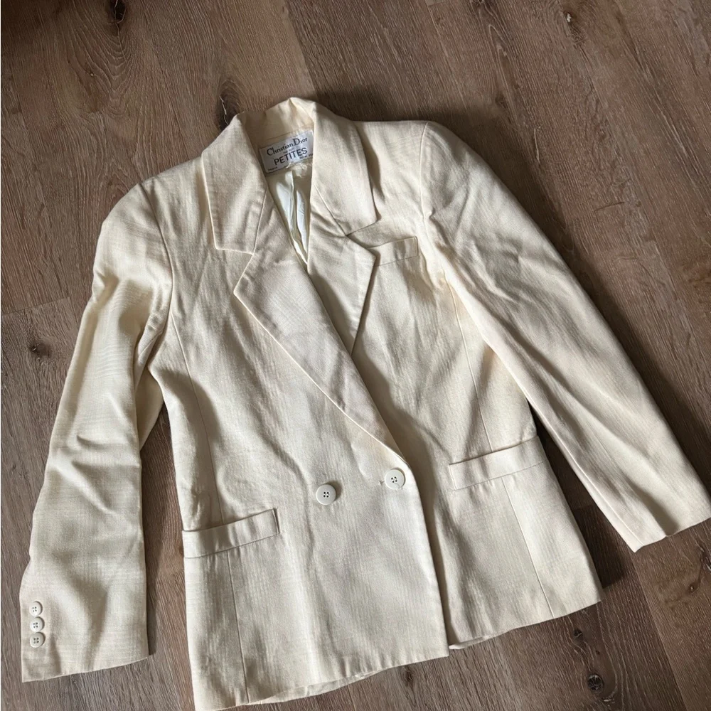 Christian Dior Petite Cream Double-Breasted Blazer Size 4‎